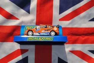 ScaleXtric C3090   FORD FOCUS RS WRC STOBART VK EXPERT - HENNING SOLBERG